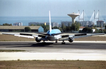 PH-BZF, (cn 27959), Boeing 767-306/ER