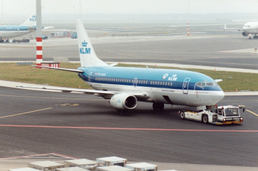 PH-BDG (23542) 1986 Boeing 737-306