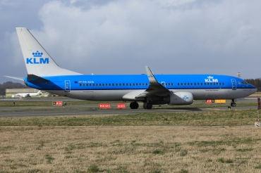 PH-BXB (29132) 1999 Boeing 737-8K2(WL)