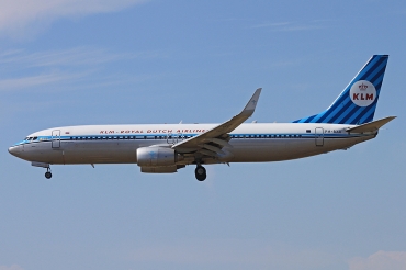PH-BXA (29131) 1999 Boeing 737-8K2(WL)