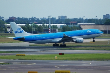 PH-AOB (686) 2005 Airbus A330-203