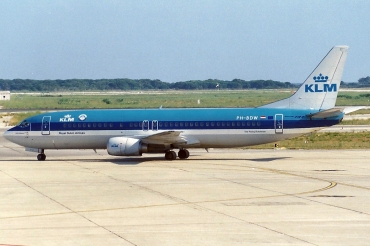 PH-BDW (24858) 1990 Boeing 737-406