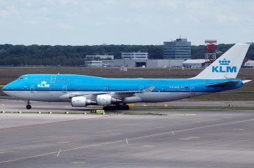 PH-BFS (28195) 1996 Boeing 747-406