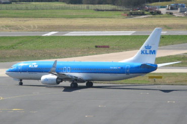 PH-BXZ (30368) 2008 Boeing 737-8K2(WL)