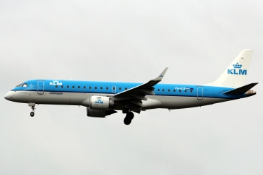 PH-EZF (19000304) Embraer 190-100STD