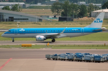 PH-EZE (19000288) Embraer 190-100STD