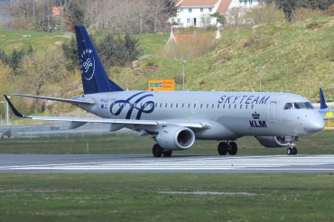 PH-EZX (19000545) Embraer 190-100STD