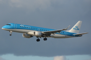 PH-EZF (19000304) Embraer 190-100STD
