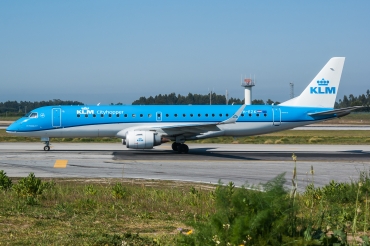 PH-EZK (19000326) Embraer 190-100STD