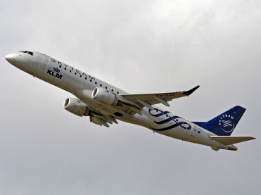 PH-EZX (19000545) Embraer 190-100STD