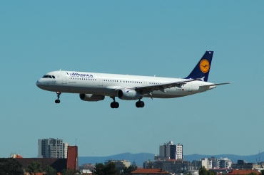D-AISX (4073) 2009 Airbus A321-231