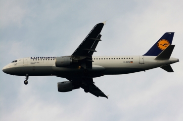 D-AIPM (104) 1990 Airbus A320-211