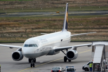D-AISB, (cn 1080), Airbus A321-231