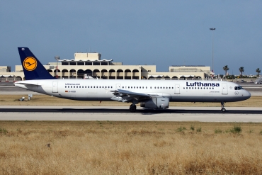 D-AIDD (4585) 2011 Airbus A321-231