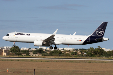 D-AIEM · Airbus A321-271NX · MLA / LMML