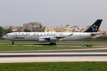 D-AIFE (434) 2001 Airbus A340-313