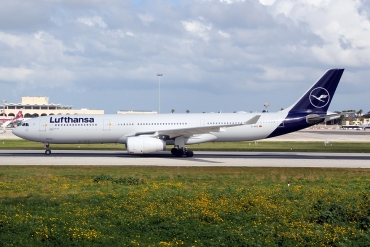 D-AIKO (989) 2009 Airbus A330-343