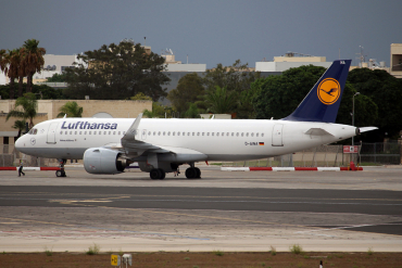 D-AINA (6801) 2015 Airbus A320-271N