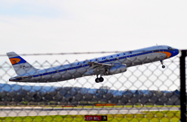 D-AIRX (887) 1998 Airbus A321-131