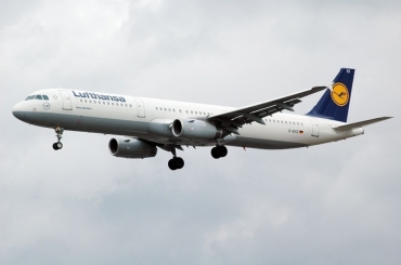 D-AISZ (4085) 2009 Airbus A321-231