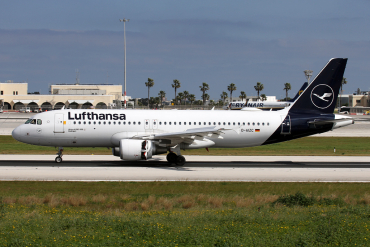 D-AIZC (4153) 2010 Airbus A320-214