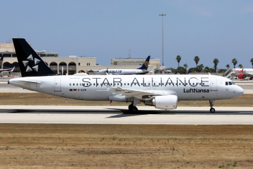 D-AIZM (5203) 2012 Airbus A320-214