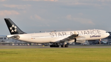 D-AIGY (335) 2000 Airbus A340-313