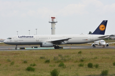 D-AIDW (6415) 2015 Airbus A321-231