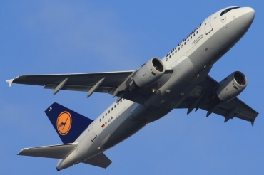 D-AILM (694) 1997 Airbus A319-114