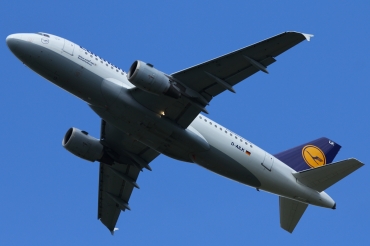 D-AILK (679) 1997 Airbus A319-114