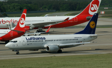D-ABED (25215) 1991 Boeing 737-330