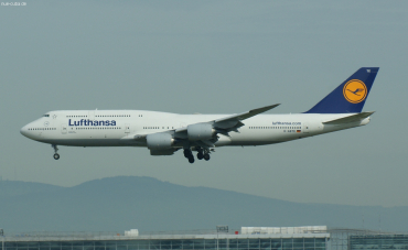 D-ABYK (37835) 2013 Boeing 747-830