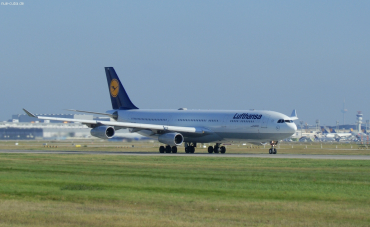 D-AIGZ (347) 2000 Airbus A340-313