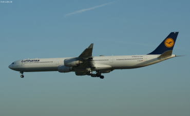 D-AIHK (580) 2004 Airbus A340-642