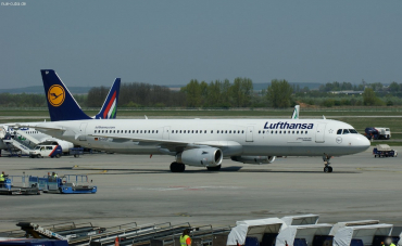 D-AISP (3864) 2009 Airbus A321-231