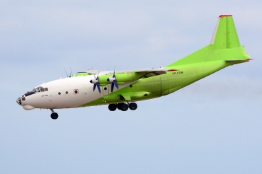 UR-KDM (02348107) 1972 Antonov An-12