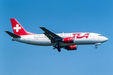 HB-IID (24255) 1998 Boeing 737-3Y0