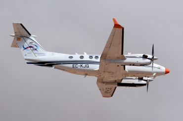 EC-KJQ (FL-255) 1999 Beechcraft B300