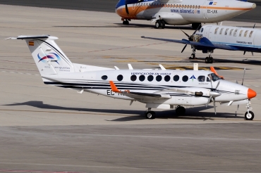 EC-KJQ (FL-255) 1999 Beechcraft B300
