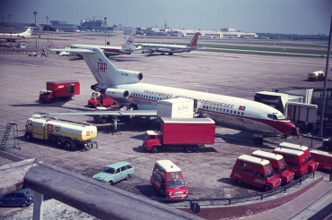 CS-TBM (19406) 1967 Boeing 727-82