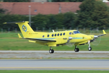 LN-LTA (BB-1868) 2004 Beechcraft B200