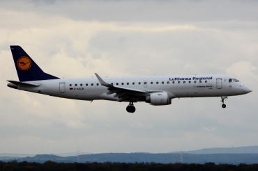 D-AECB (19000332) Embraer 190-100LR