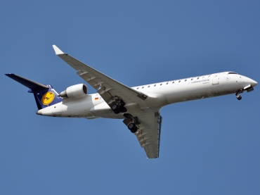 D-ACPN (10083) 2002 Bombardier CRJ-701ER