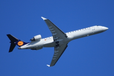 D-ACPN (10083) 2002 Bombardier CRJ-701ER