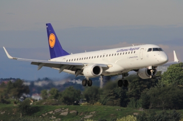 D-AECB (19000332) Embraer 190-100LR