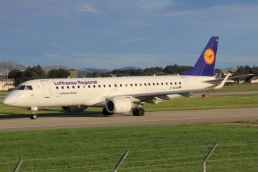 D-AECB (19000332) Embraer 190-100LR