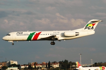 CS-TPB (11262) 1990 Fokker 100