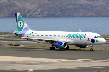 EC-LZD (5642) 2013 Airbus A320-214(WL)