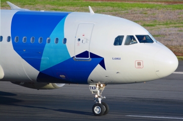 CS-TKP (2011) 2003 Airbus A320-214