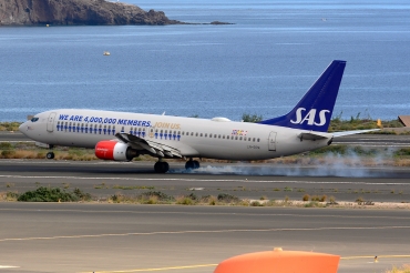 LN-RPM (cn 30195) Boeing 737-883